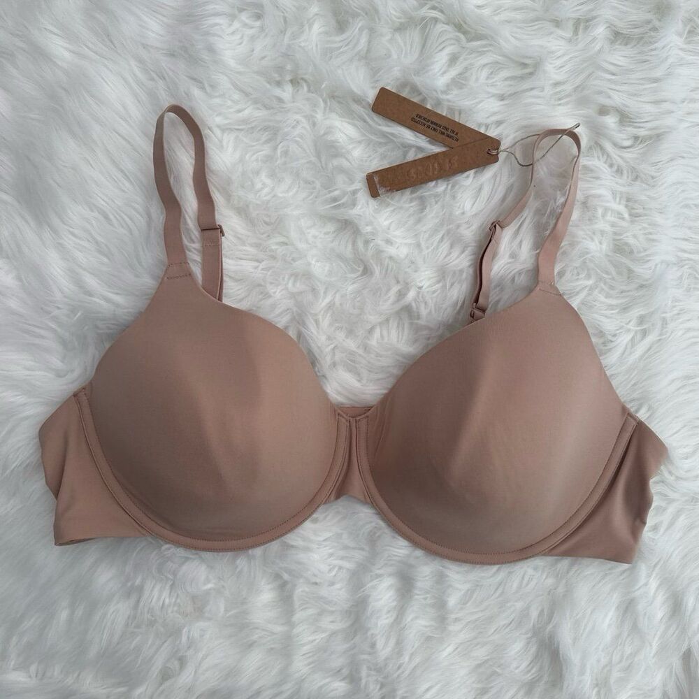 Skims Fits Everybody T-shirt Bra Mica Size 44B